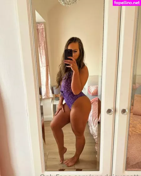 Anadaisyscott OnlyFans Thumbnail #xV3XdVDwx1