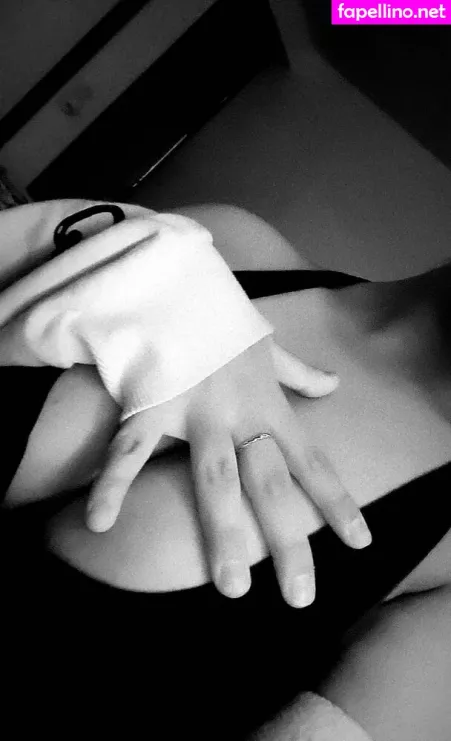 Anahi Cardenas OnlyFans Thumbnail #X9V6OcaIv6