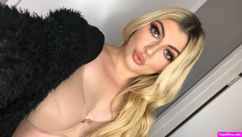 Anahit Abeshyan OnlyFans Thumbnail #ASrCxfqiXX