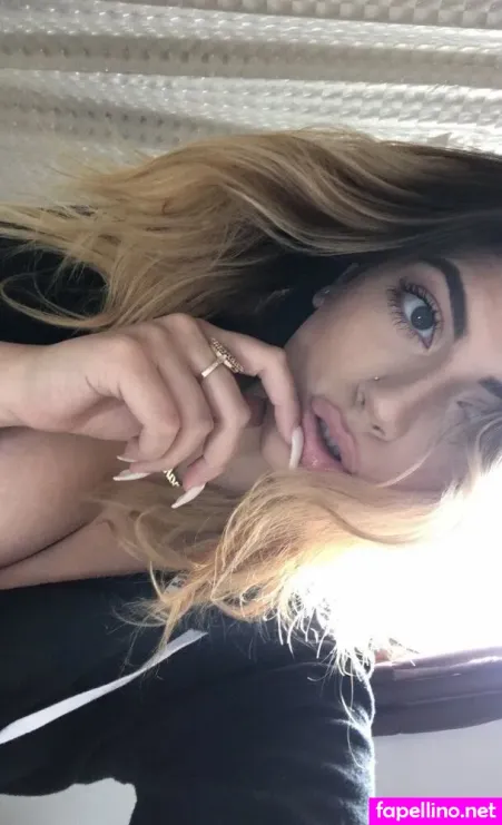 Anahit Abeshyan OnlyFans Thumbnail #LVhboMIW6A