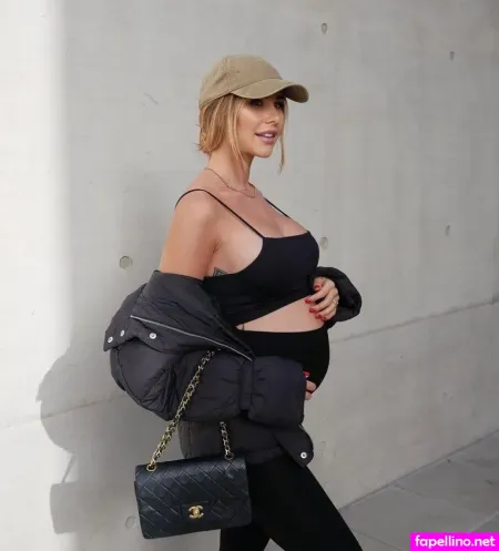 Anahita Rehbein OnlyFans Thumbnail #2dXalDSHUj
