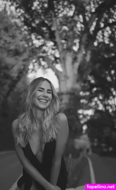 Anahita Rehbein OnlyFans Thumbnail #t09kpDl3sp