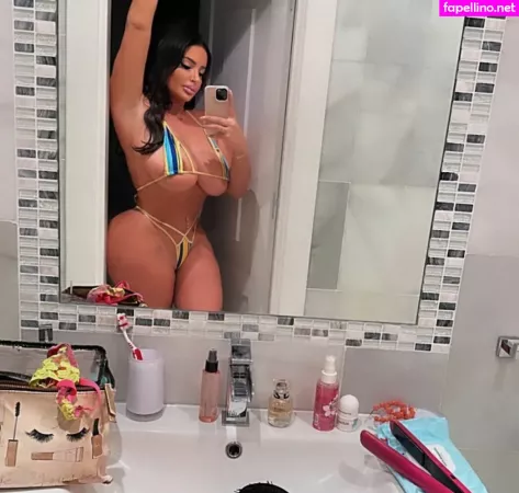 Anais Braga Dias OnlyFans Thumbnail #cx1JcioKZz