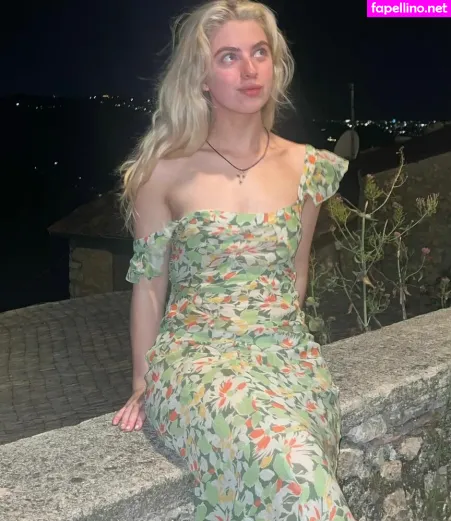 Anais Gallagher OnlyFans Thumbnail #9JzBWm5zlG