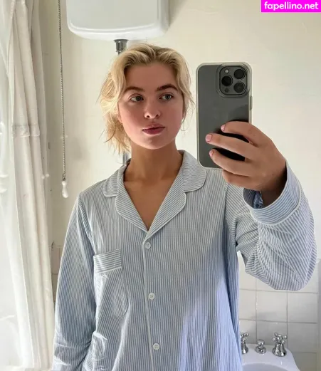 Anais Gallagher OnlyFans Thumbnail #HcF2JRKXyk