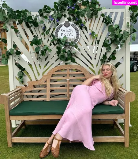 Anais Gallagher OnlyFans Thumbnail #S8RA0a2gqv