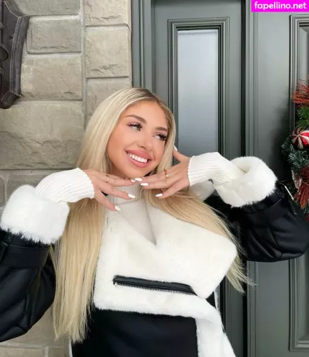 Anais Laliberte 1 OnlyFans Thumbnail #9ZRjxjo75N