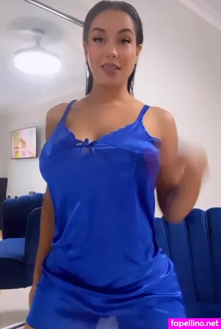 Anakarinamillanmalave OnlyFans Thumbnail #EdrtLECI6T