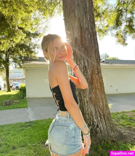Analeese Bonfiglio OnlyFans Thumbnail #BI3L2rlB2w