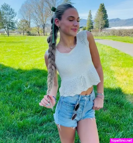 Analeese Bonfiglio OnlyFans Thumbnail #aOwTIn5c4U