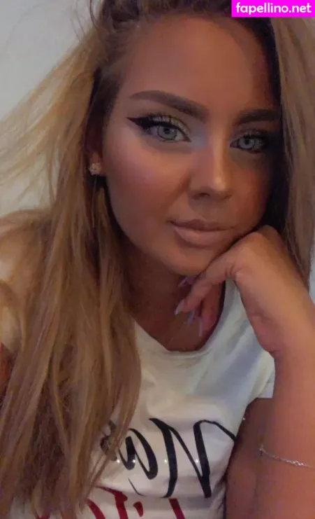 Analiabigbuttfree OnlyFans Thumbnail #SC6B2vVhFy