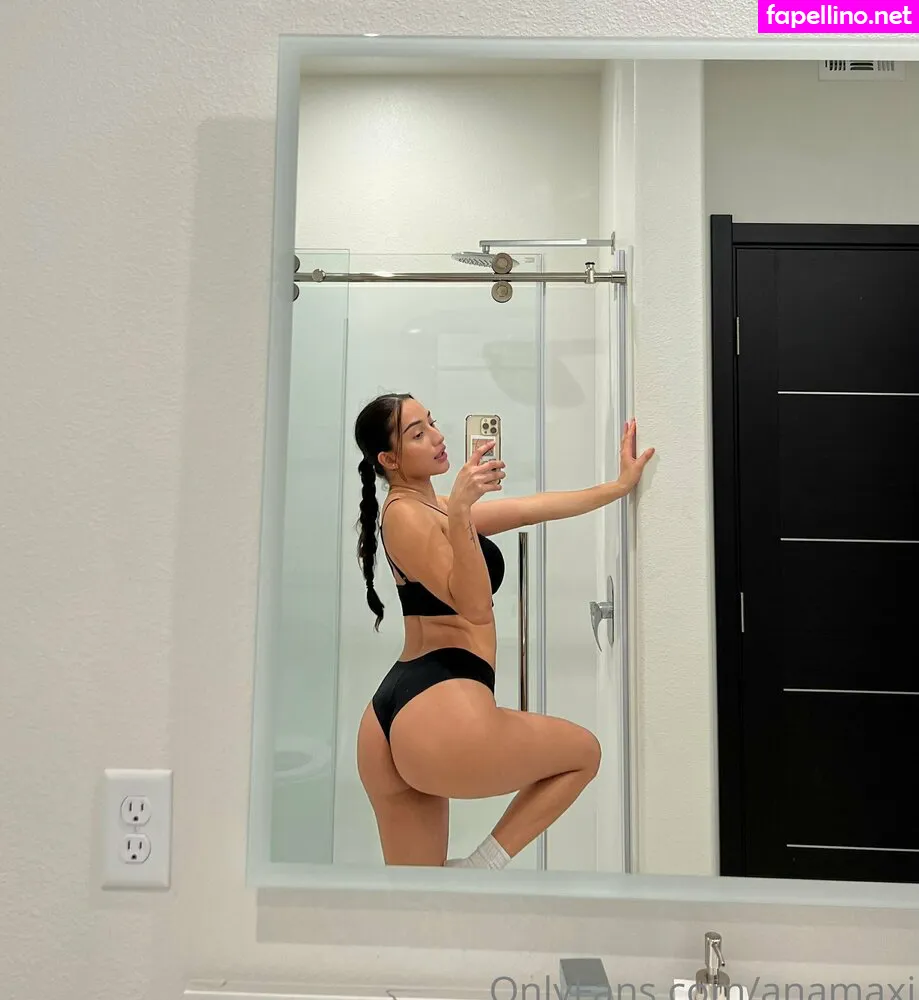 ana maximiliano, anamaxi Nude Leaked OnlyFans Photo #34CWgdXxRD