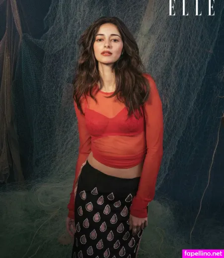 Ananya Pandey OnlyFans Thumbnail #1icYgRwp5J