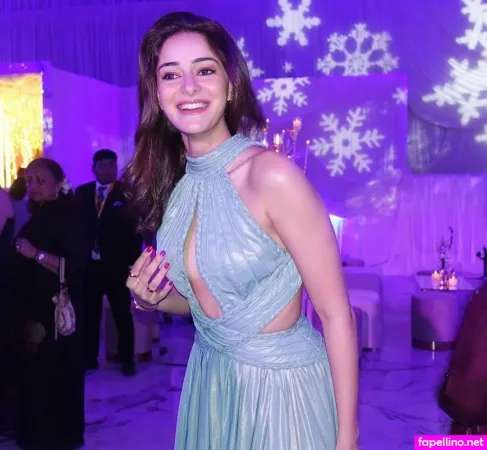 Ananya Pandey OnlyFans Thumbnail #Lux5wfDu8T