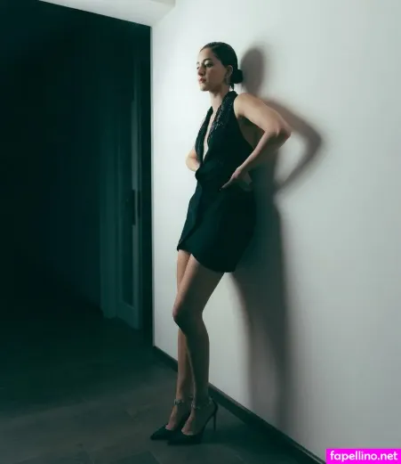 Ananya Pandey OnlyFans Thumbnail #vV2gX2Ss44