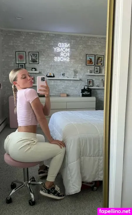 Anapsxo OnlyFans Thumbnail #J3kiYUUgpS