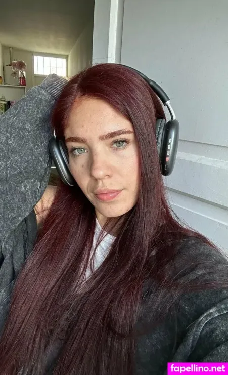 Anasgreenxxx OnlyFans Thumbnail #0CNNJwFv3B
