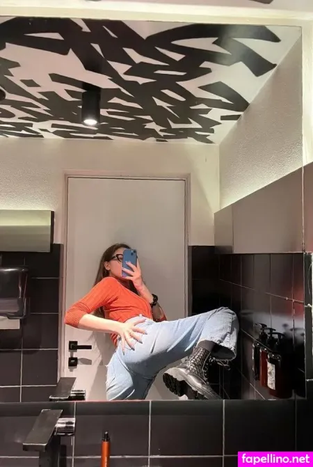 Anastacia0101 OnlyFans Thumbnail #TBoM9rSxEn