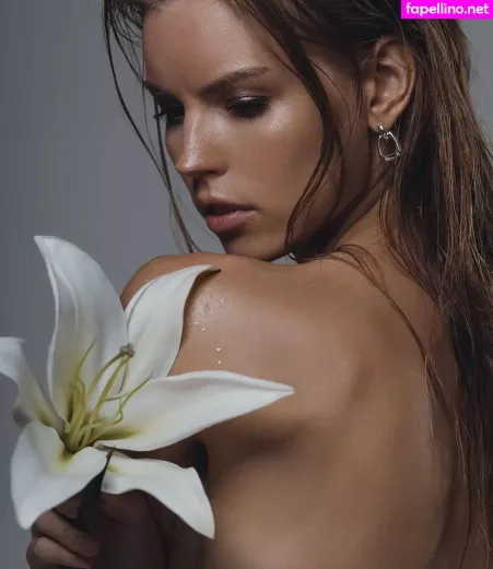 Anastasia Ditmar OnlyFans Thumbnail #RkOqQL7i2E