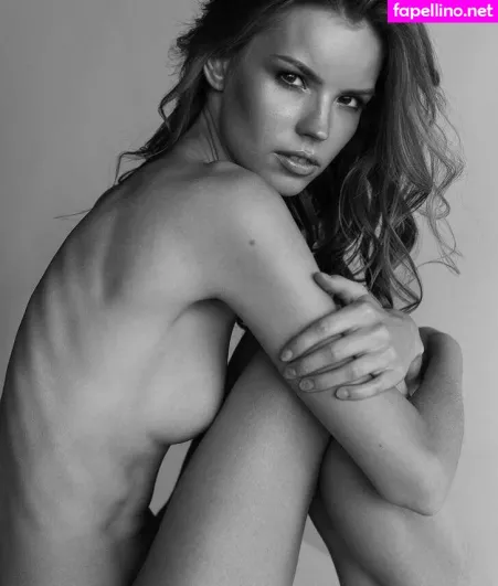 Anastasia Ditmar OnlyFans Thumbnail #gZw0tbpPI3