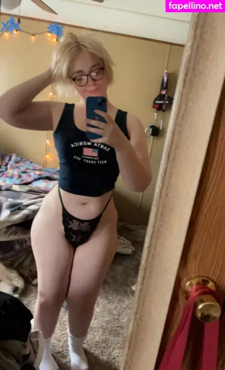 Anastasia Grey OnlyFans Thumbnail #2owMuvZyVC