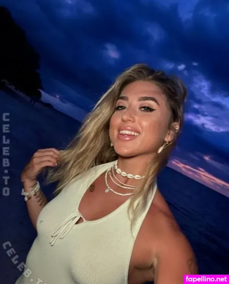 Anastasia Lang OnlyFans Thumbnail #9WJcVTNwCN