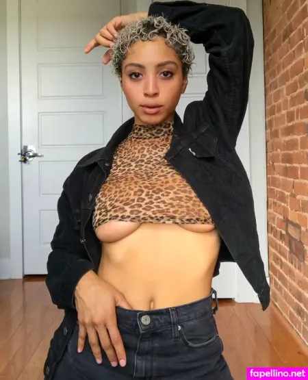 Anastasia Lovera OnlyFans Thumbnail #DukWASuk3u