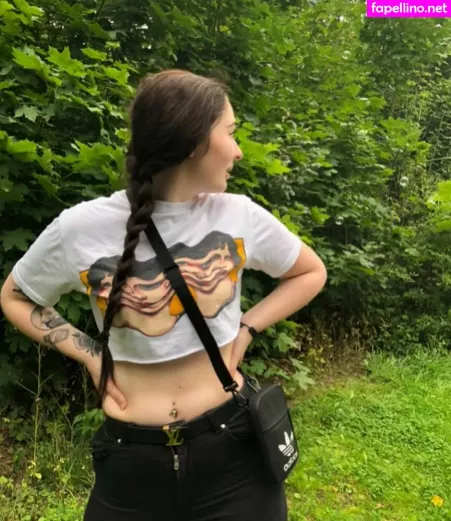Anastasia Mcqueen OnlyFans Thumbnail #UWUPgngZde