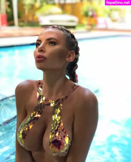 Anastasia Skyline OnlyFans Thumbnail #VZtKbVJej0