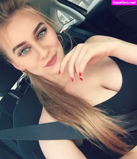 Anastasia Ticus OnlyFans Thumbnail #50OdRvKeYL