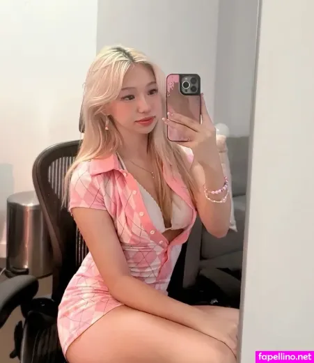 Anastasia Tong OnlyFans Thumbnail #Rp09F3VaiG