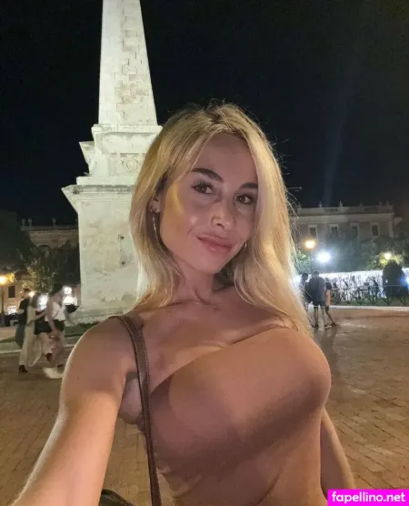 Anastasiajadore 1 OnlyFans Thumbnail #1IZvkXOiiY