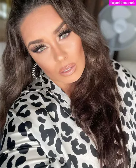 Anastasialux2 OnlyFans Thumbnail #Rut3zb690S