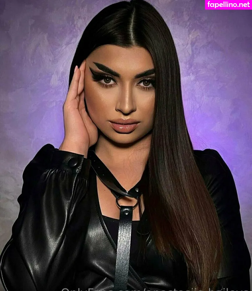 anastasiaartemisbailey, anastasiia.baileys Nude Leaked OnlyFans Photo #QsiAn04Cm7