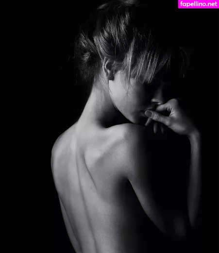 Anastasiya Scheglova OnlyFans Thumbnail #c9Xc2ZP9cL