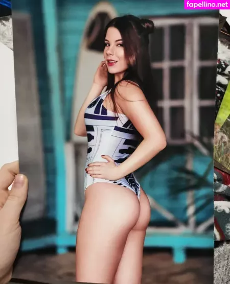 Anastasya Zelenova OnlyFans Thumbnail #7AKpDQxPW5