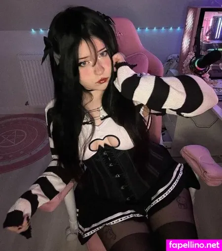 Andasrose OnlyFans Thumbnail #3h6HJLX9Bt