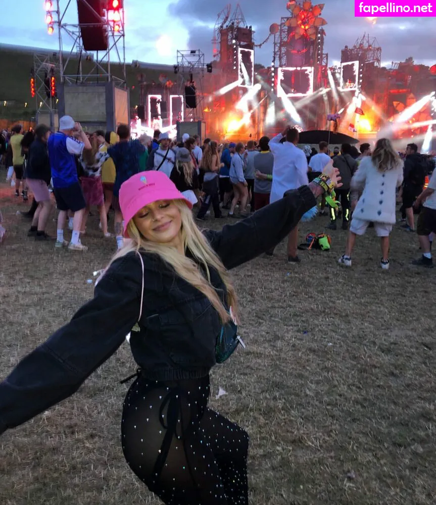 Andzelikakramer, strawberries77 Nude Leaked OnlyFans Photo #6CM1j9zvYD