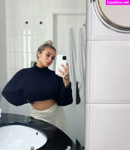 Andelika OnlyFans Thumbnail #qwDxaRIZRk