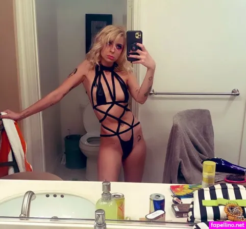 Andiecase OnlyFans Thumbnail #JAoshVR3Ne