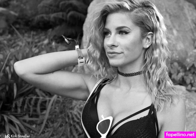 Andiecase OnlyFans Thumbnail #VHFyu7UnXm