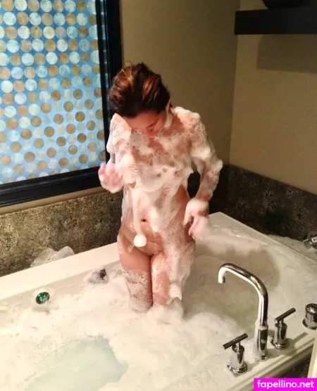 Andrea Barrera OnlyFans Thumbnail #2hVHA67hCg