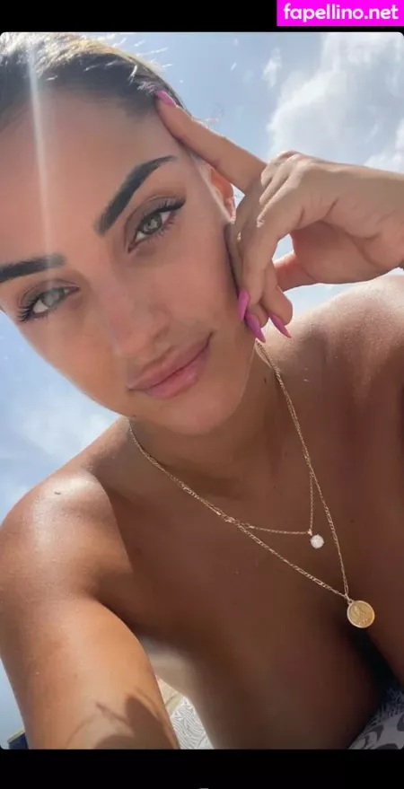 Andrea Bepe OnlyFans Thumbnail #Cvi7F7oGta