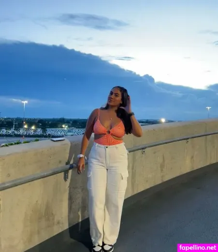 Andrea Chaparro OnlyFans Thumbnail #Ig1TCC0dem