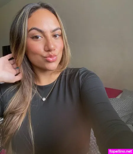 Andrea Chaparro OnlyFans Thumbnail #nlLHwZLYIU