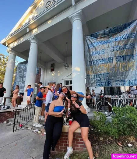 Andrea Chaparro OnlyFans Thumbnail #ov4sprU1IB