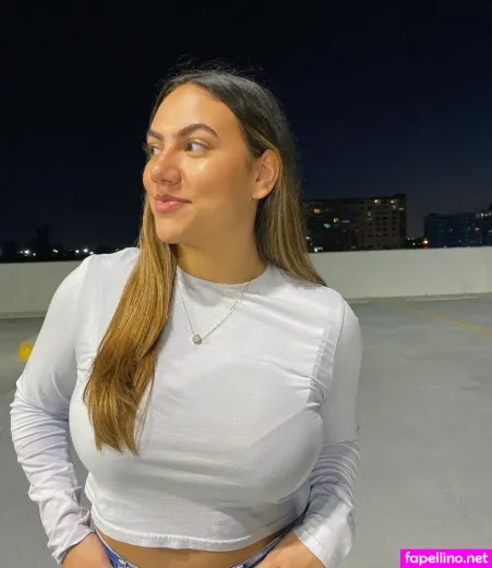 Andrea Chaparro OnlyFans Thumbnail #xG2YtI7UPr