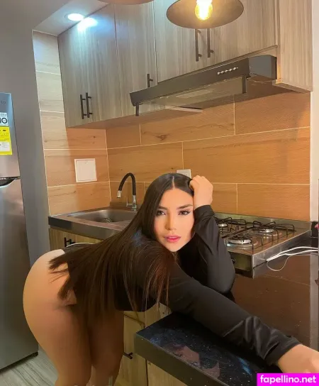 Andrea Gomez OnlyFans Thumbnail #xaVhQY09hU