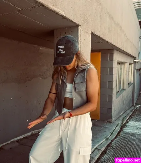 Andrea Medina OnlyFans Thumbnail #HYiQdXkPUs