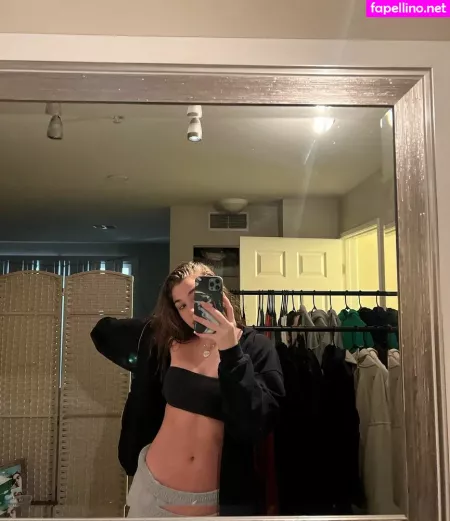 Andrea Posnerrr OnlyFans Thumbnail #92WiKpNu1m